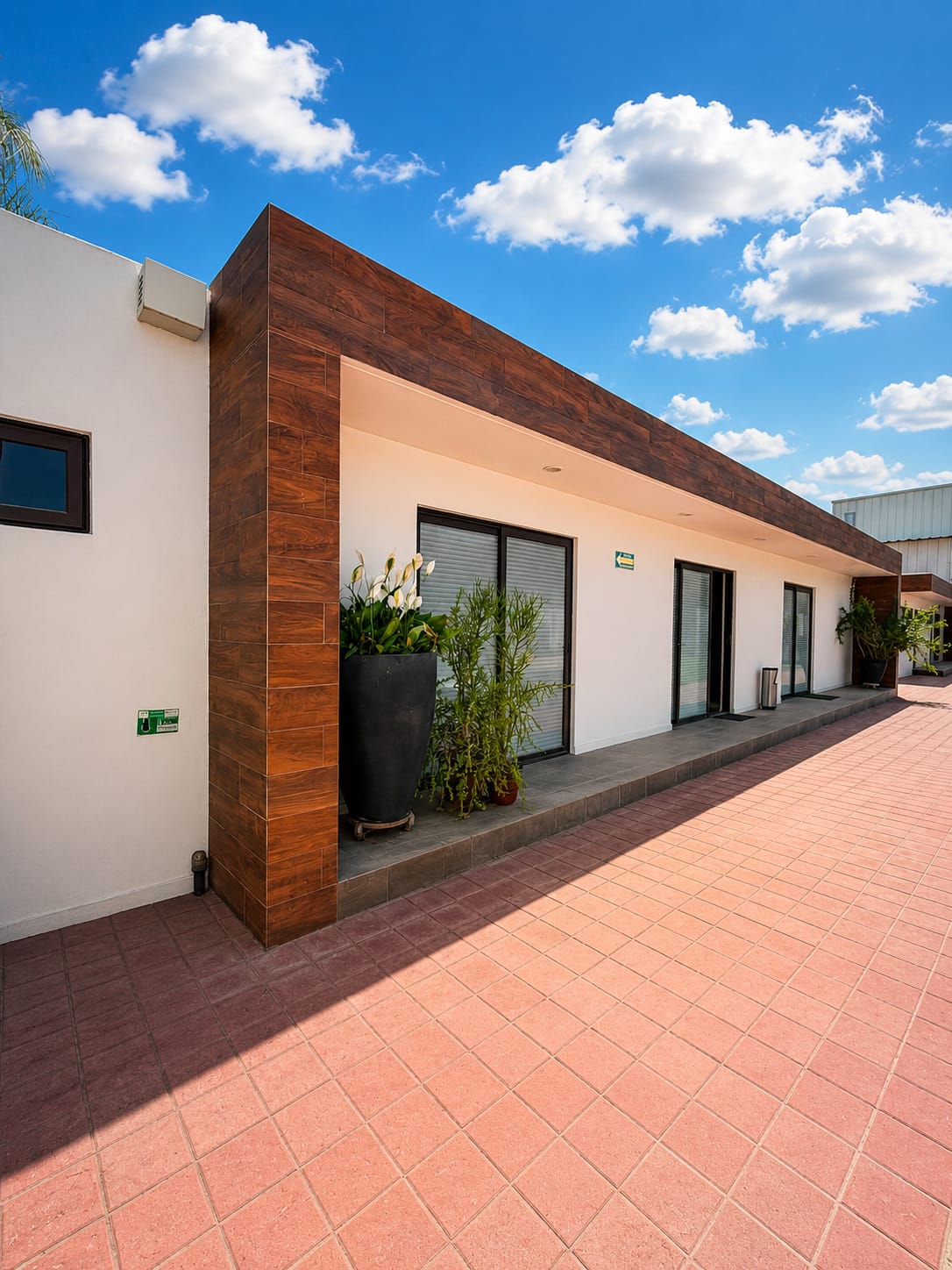 BODEGA con OFICINAS en La Calerilla